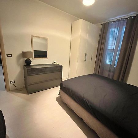 Prato Home - Apartment Near The Beach In マントン エクステリア 写真