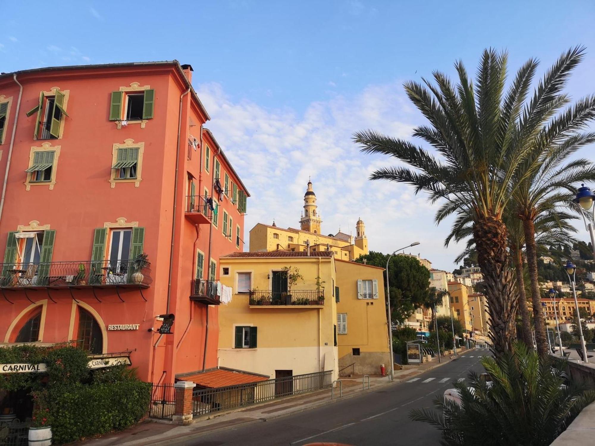 Prato Home - Apartment Near The Beach In マントン エクステリア 写真