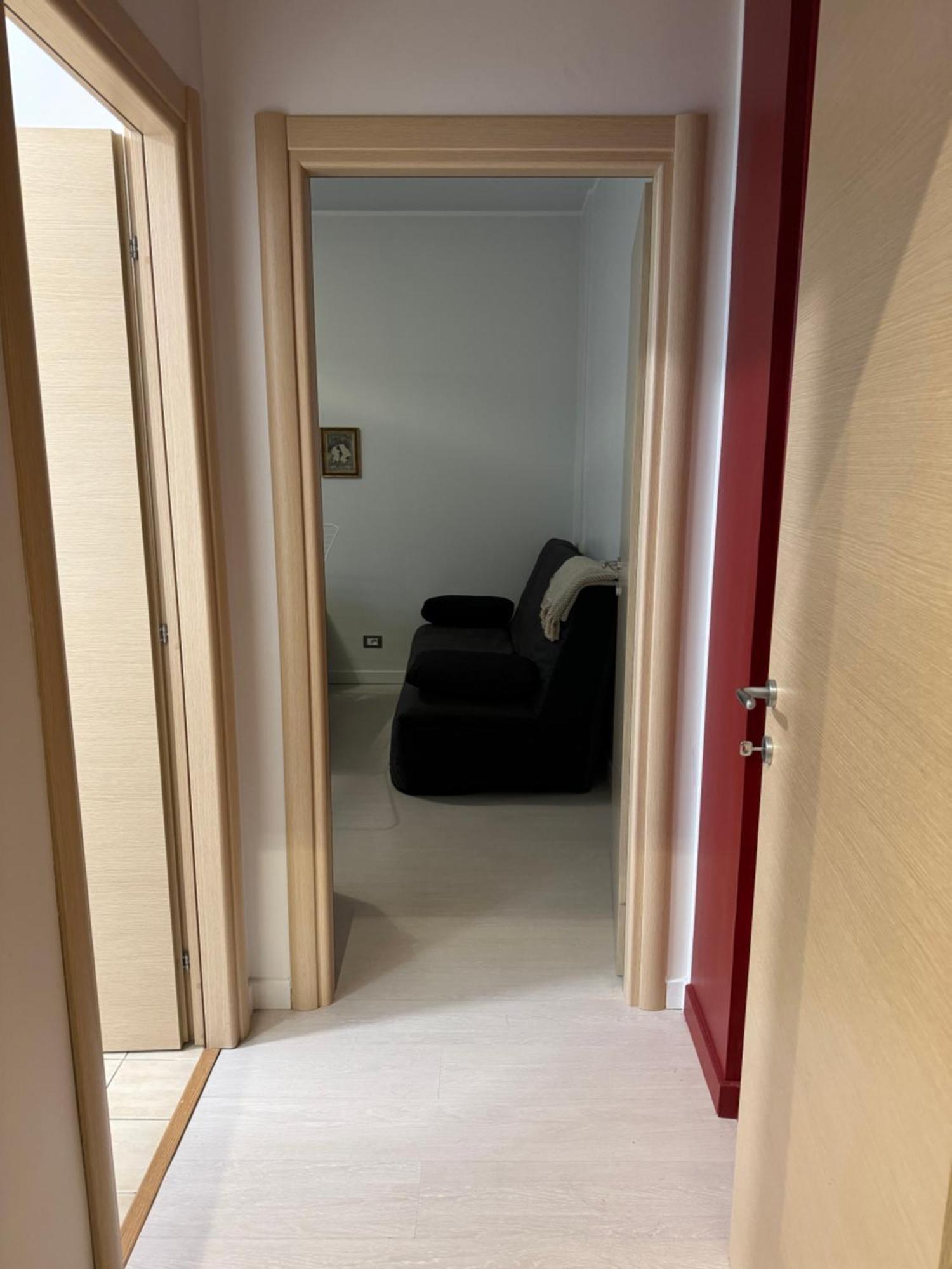 Prato Home - Apartment Near The Beach In マントン エクステリア 写真